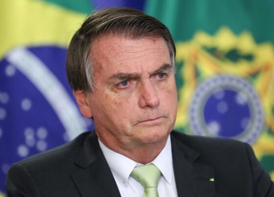 Bolsonaro enfrenta 10 investigações no STF