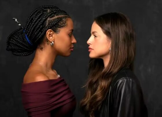 Viola (Gabz) e Luma (Agatha Moreira) - 'Mania de Você'