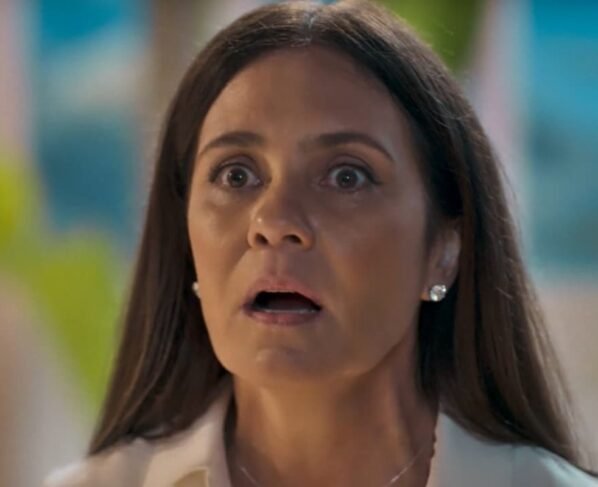 Mania de Você - Mércia (Adriana Esteves)