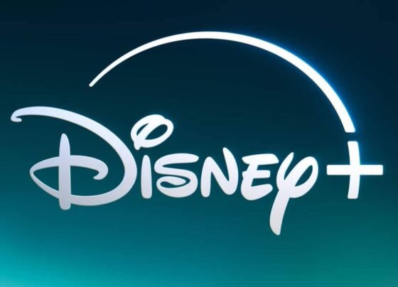 Logo colorida do streaming Disney Plus - Metrópoles