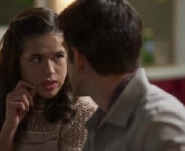 Garota do Momento - Bia (Maísa) e Cássio (Daniel Rangel)