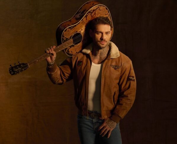 Foto colorida de Lucas Lucco - Metrópoles