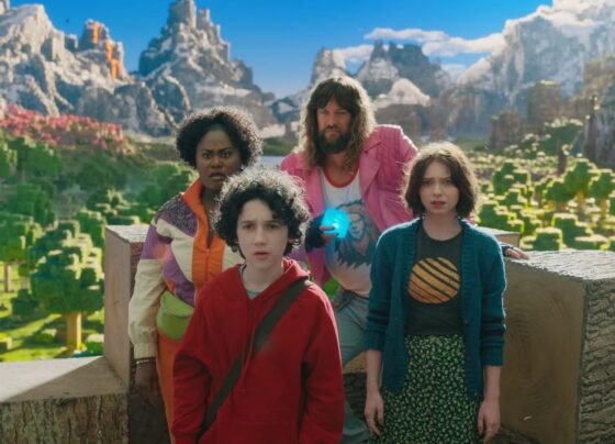Minecraft no cinema divide fãs com visual polêmico