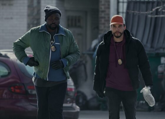 Brian Tyree Henry e Wagner Moura em Ladrões de Drogas