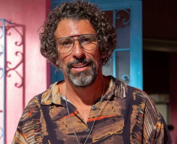 Osmar (Milhem Cortaz) em Volta por Cima