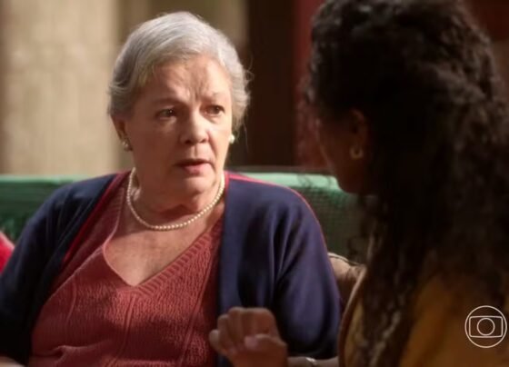 Garota do Momento - Arlete (Bete Mendes) e Beatriz (Duda Santos)