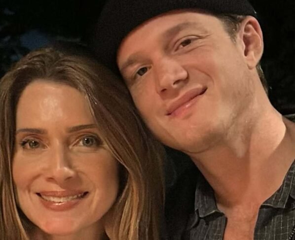 Letícia Spiller e Pedro Novaes