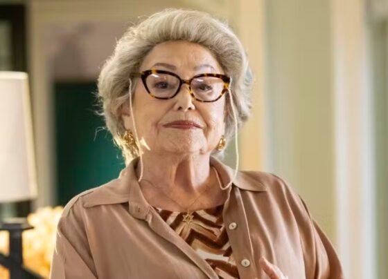 Suely Franco como Rosa em Dona de Mim