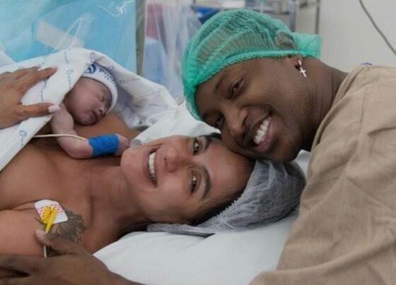 Carol Peixinho encanta seguidores ao surgir com o filho Bento - Reprodução