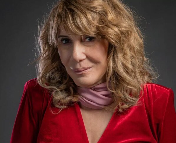 Nazaré (Renata Sorrah) ganha homenagem em