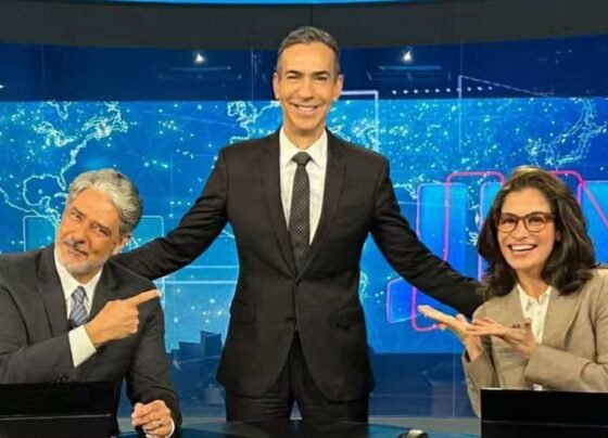 William Bonner, César Tralli e Renata Vasconcellos no 'Jornal Nacional'