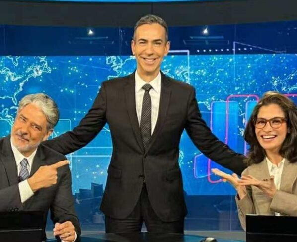 William Bonner, César Tralli e Renata Vasconcellos no 'Jornal Nacional'