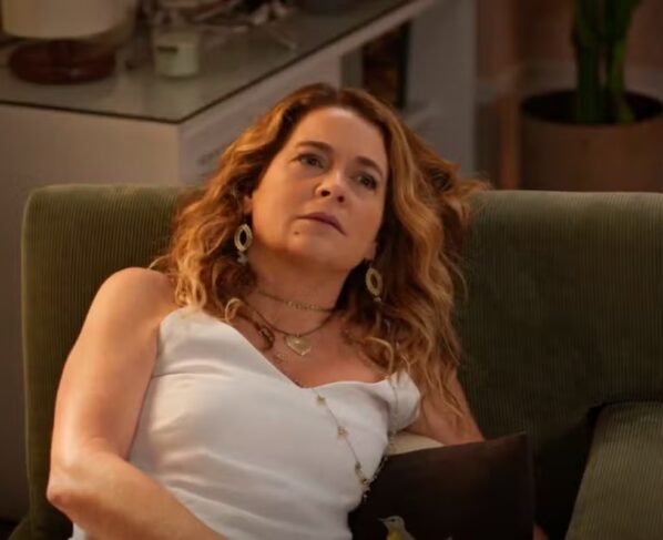 Filipa (Cláudia Abreu)