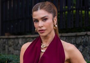 Arminda (Grazi Massafera) em Três Graças