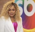 Cariúcha pede para sair do SBT, mas emissora tenta renovar